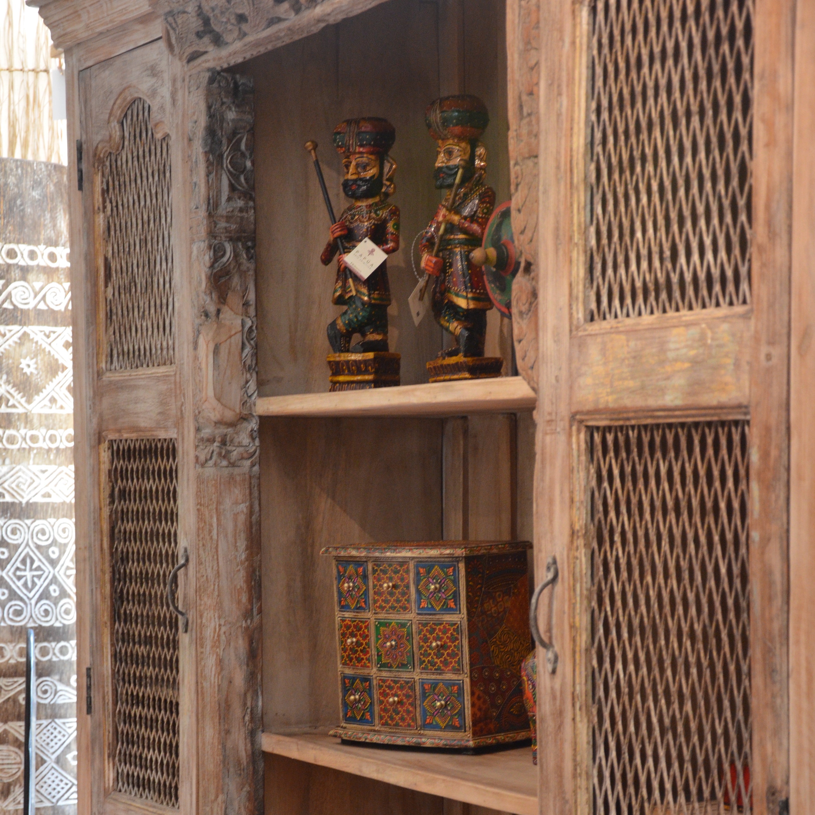 SOLDADO DE MADERA PINTADO