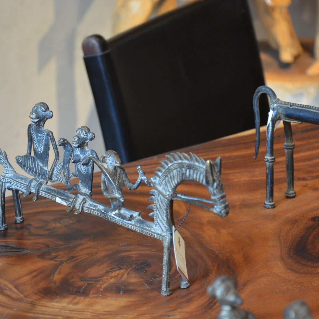 ESCULTURA CABALLO 3 JINETES
