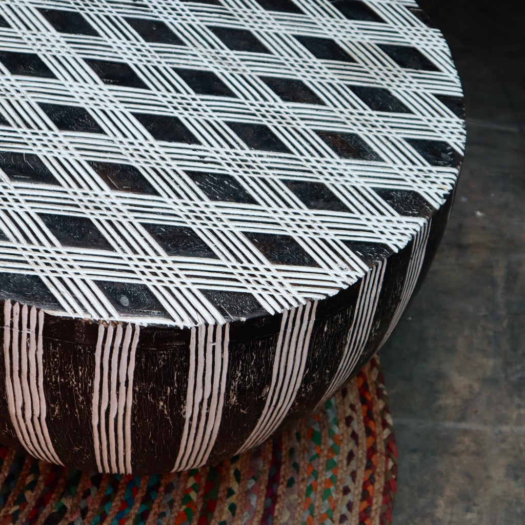 MESA DE PALMA CON RAYAS