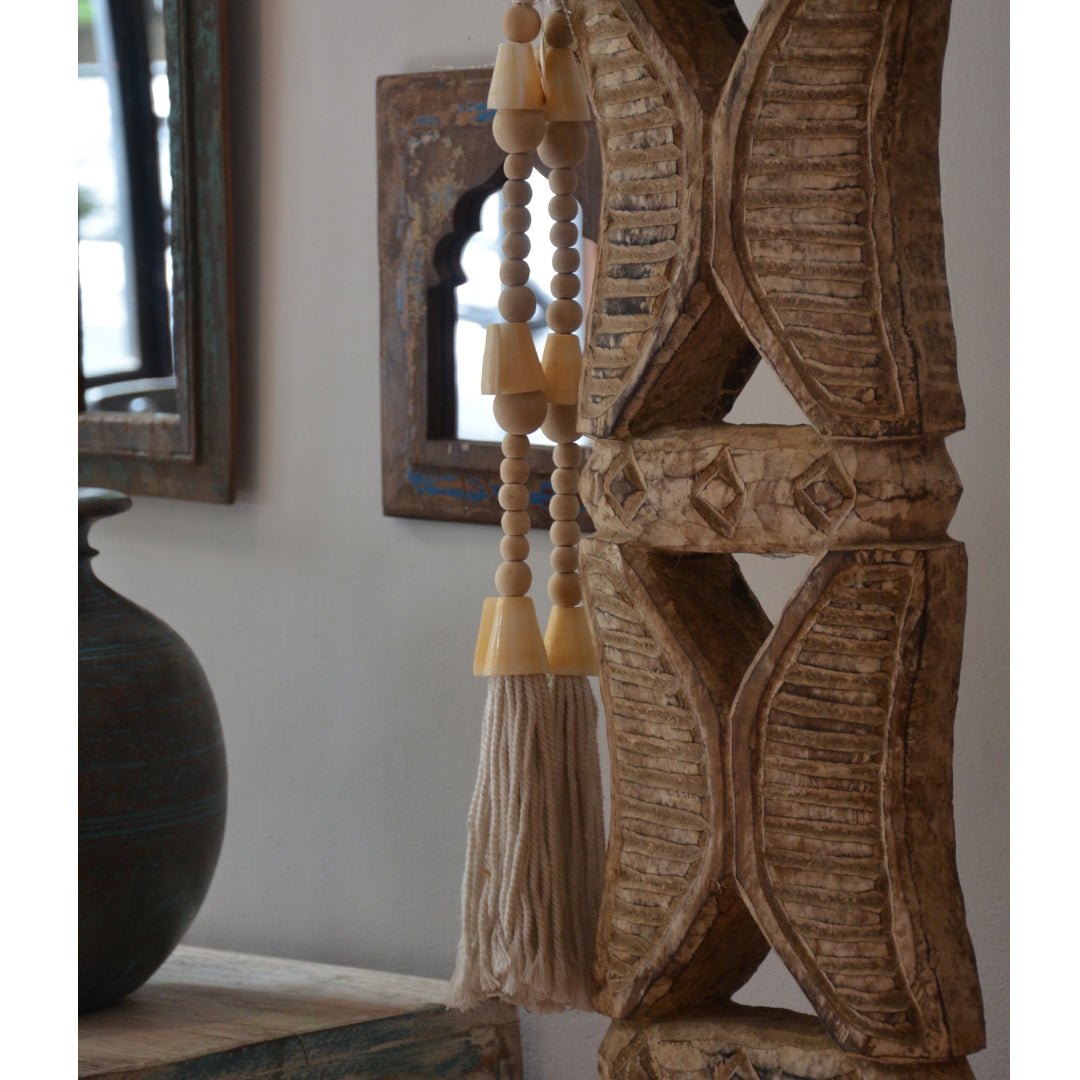 BORLA CARACOLES Y MADERA
