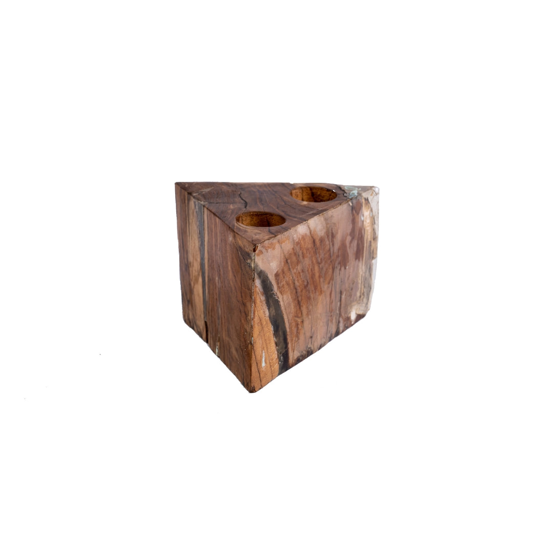 CANDELABRO TRIANGULAR