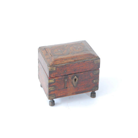 CAJA ANTIGUA DE MADERA