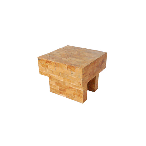 MESA LATERAL CON PEDACERIA DE MADERA
